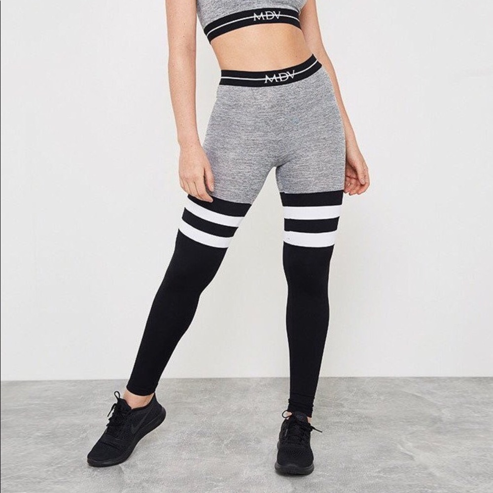 Sportswear Thigh-high sock leggings